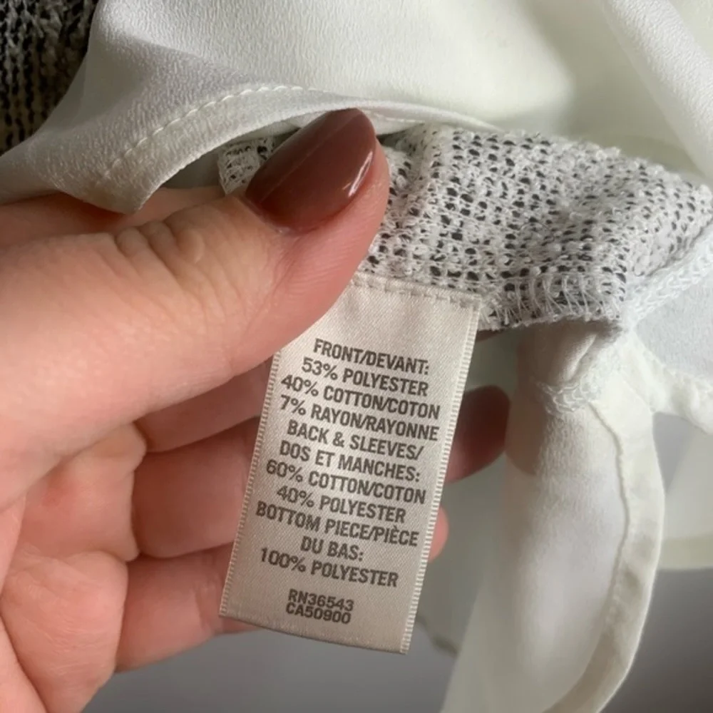 Van Heusen 3/4 Sleeves White and Grey Top Medium - Picture 6 of 8